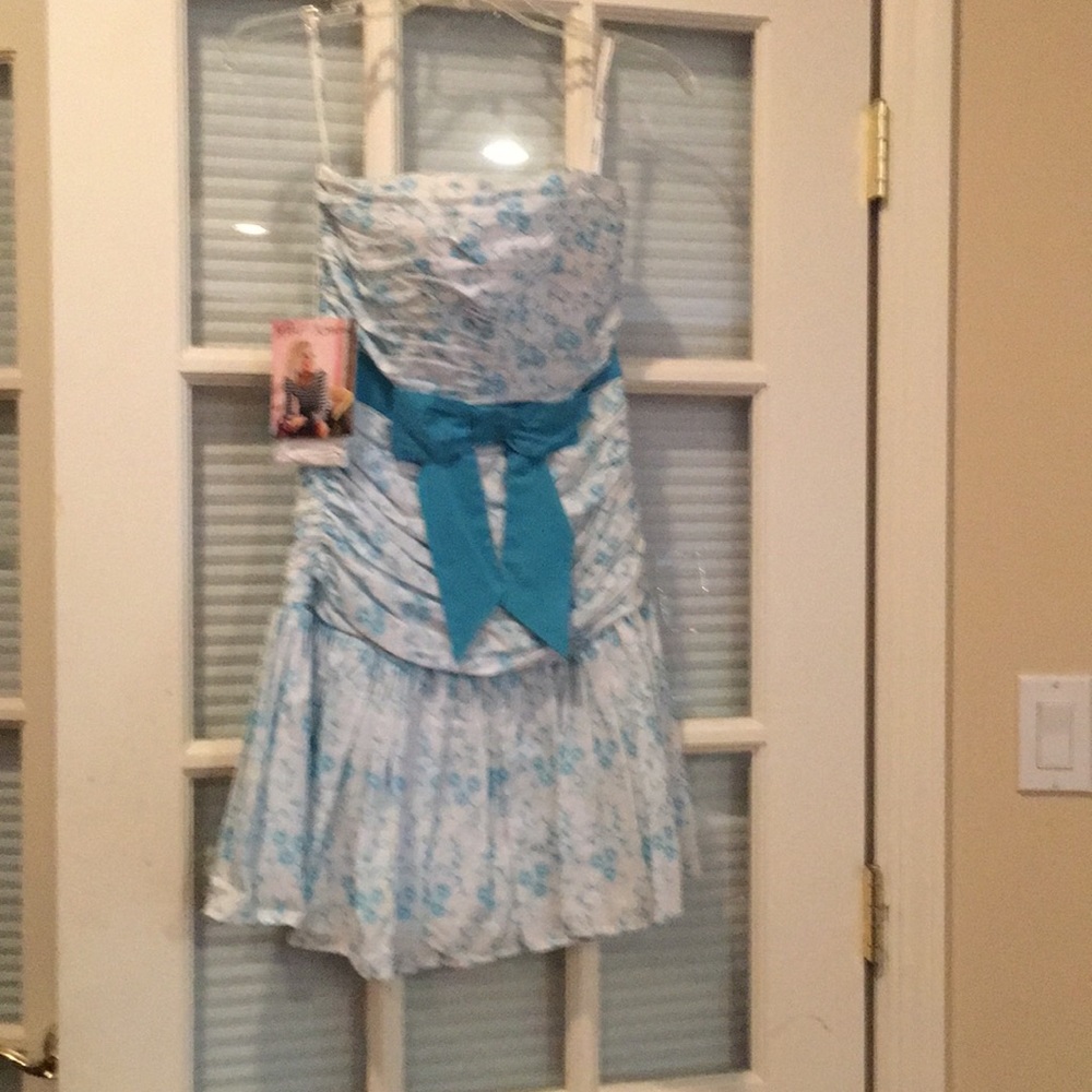 Betsy Johnson girls dress.